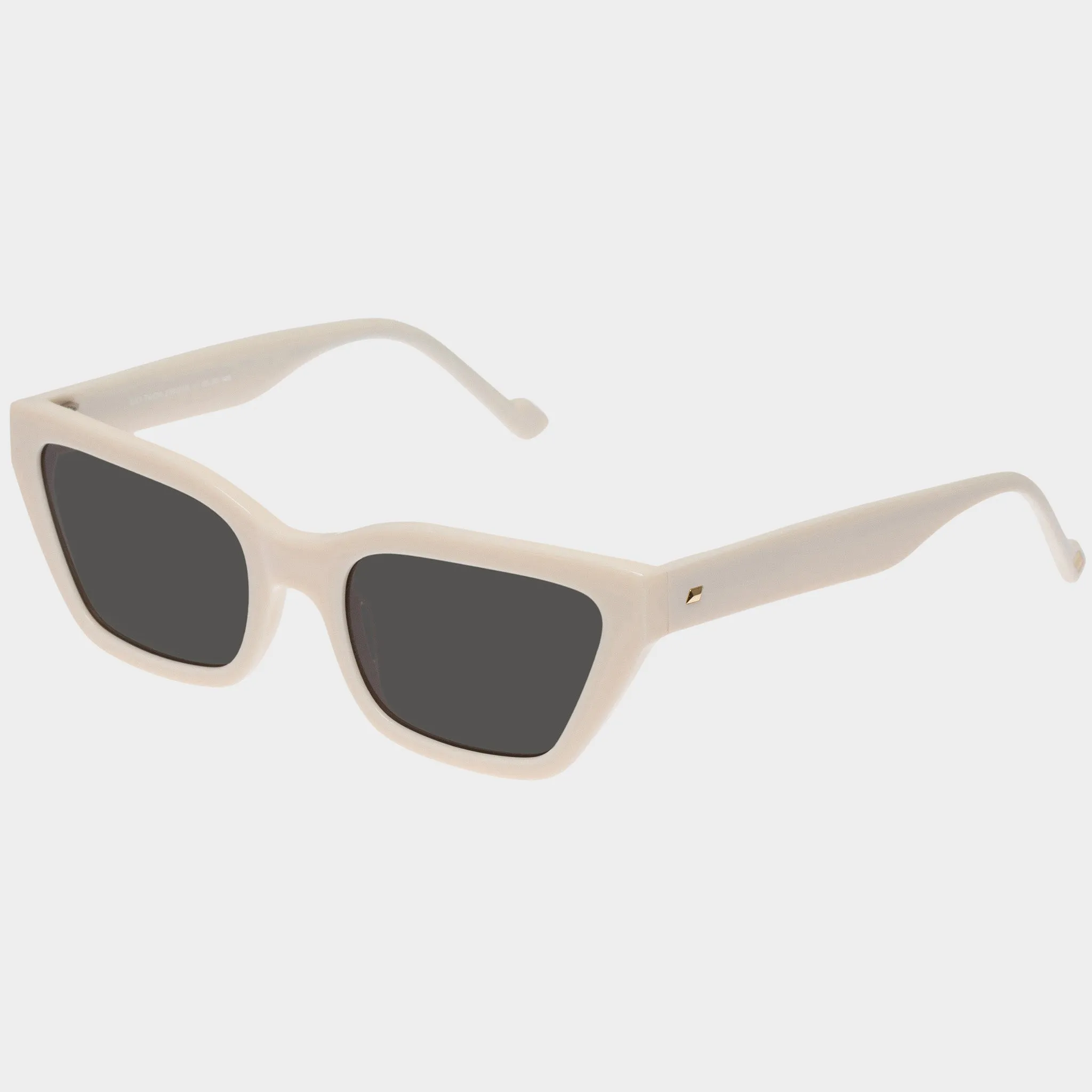 BIO-TRON | IVORY