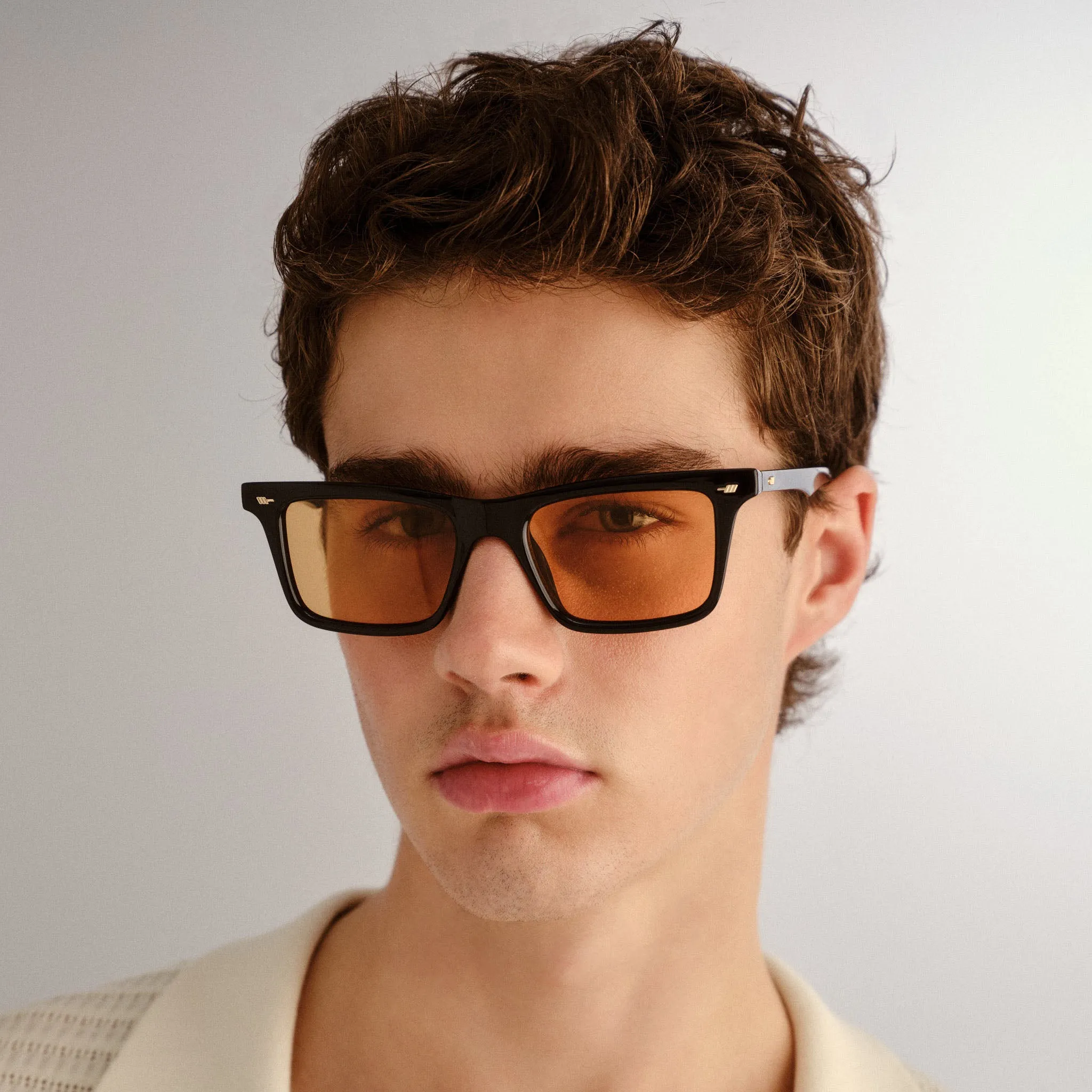 BROSKI | BLACK AMBER TINT