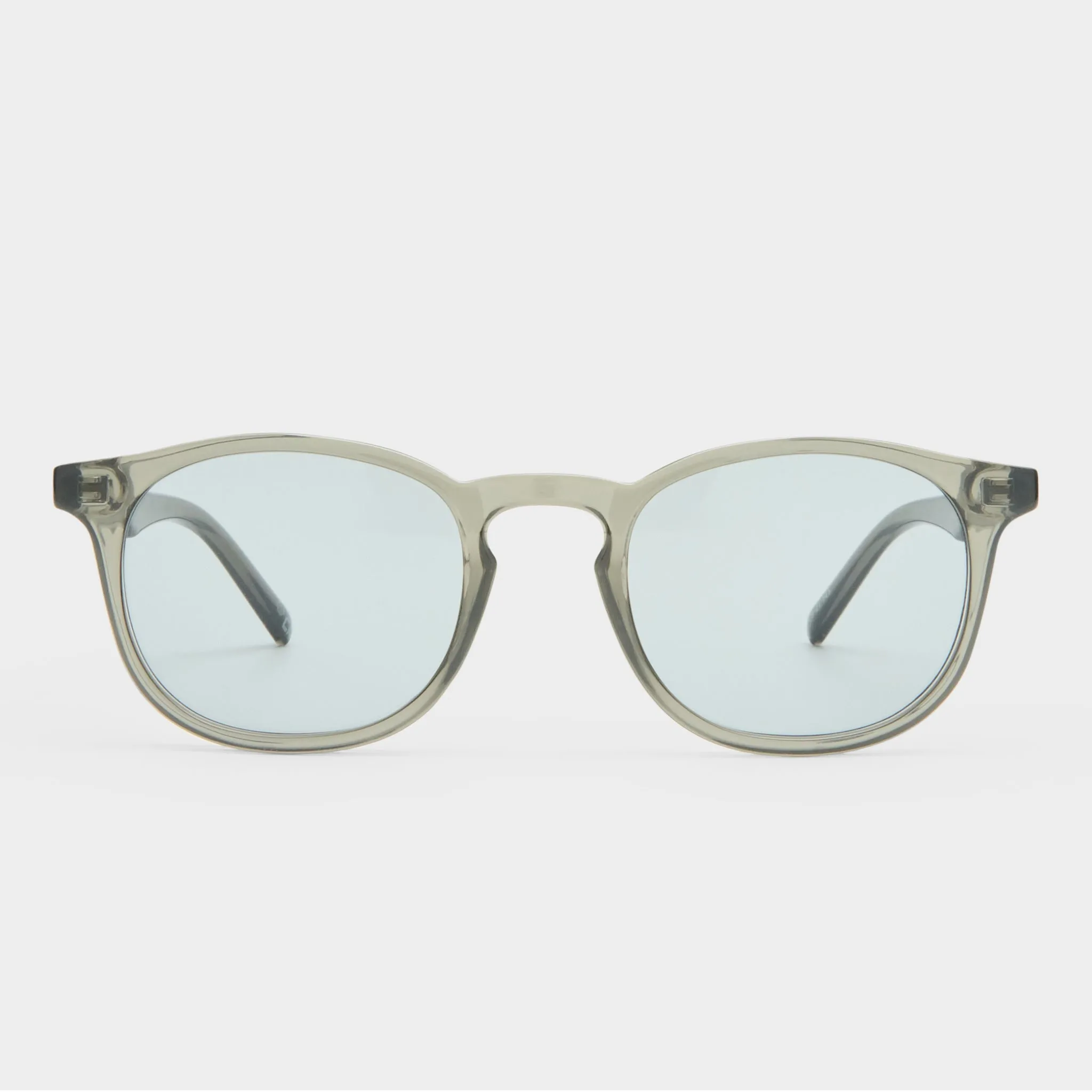 CLUB ROYALE | PEWTER
