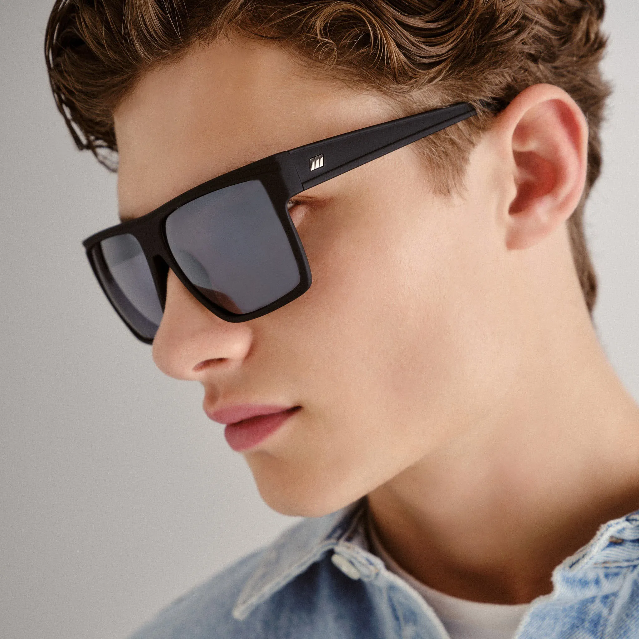DIRTY MAGIC | BLACK RUBBER POLARIZED