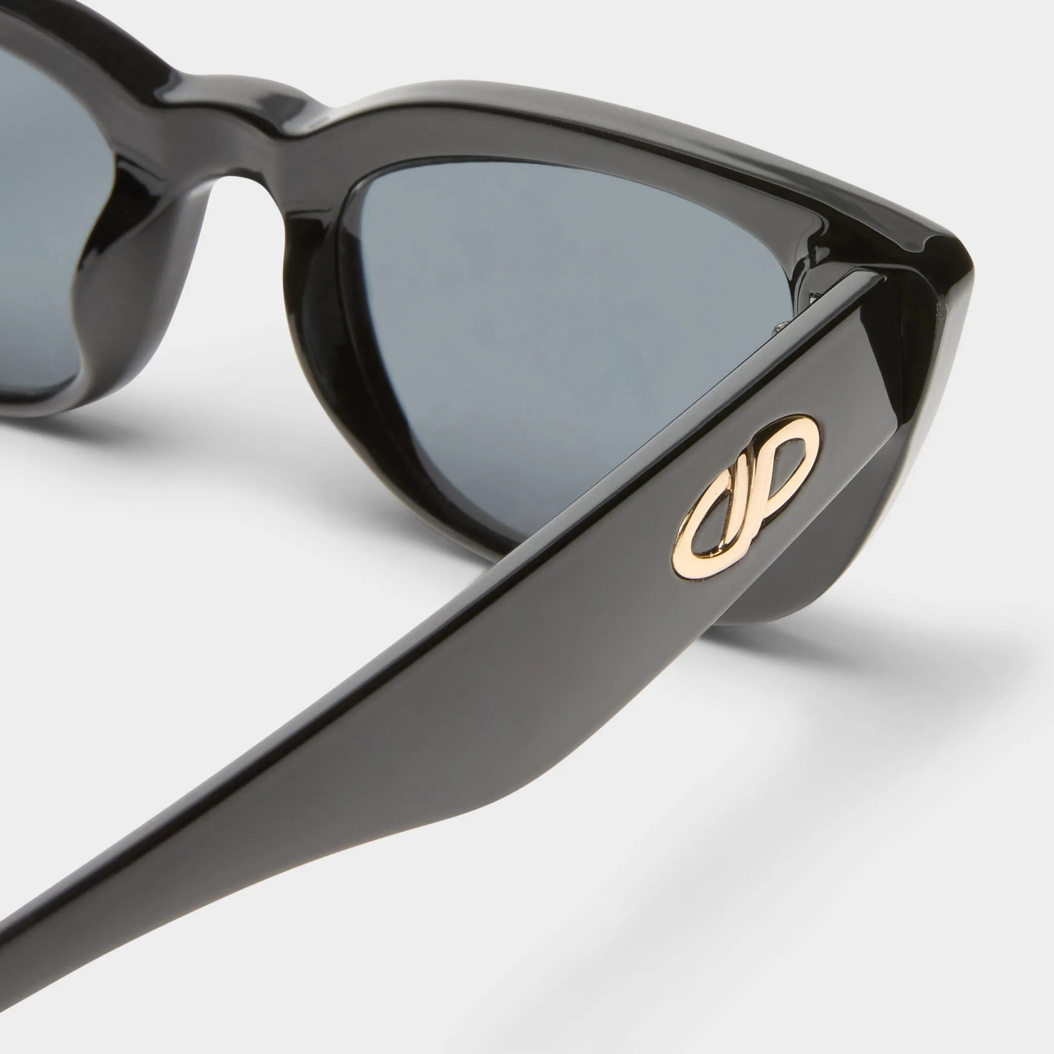 DREAM LOVER | BLACK