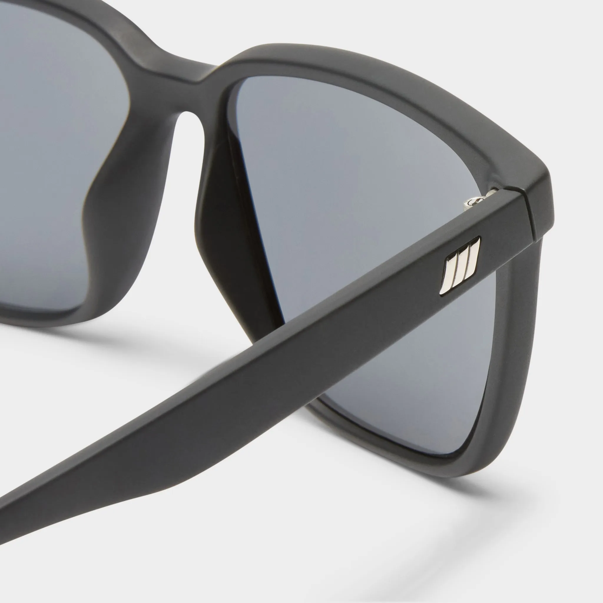 FAIR GAME | MATTE BLACK
