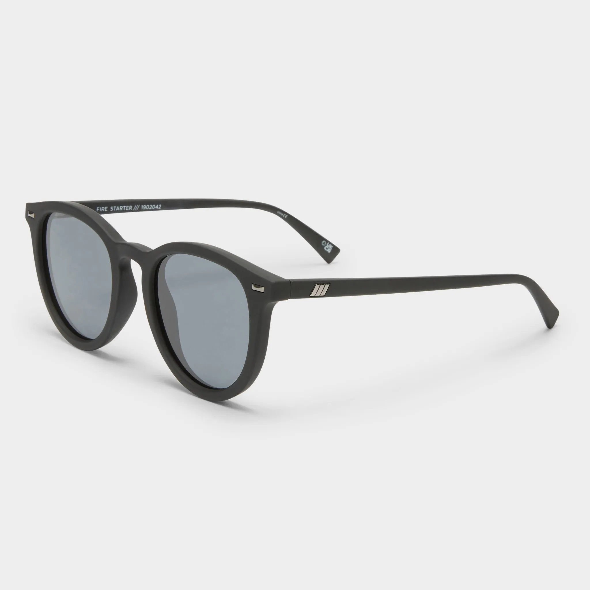 FIRE STARTER | BLACK RUBBER POLARIZED