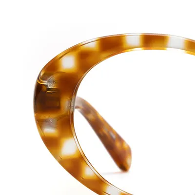 LAUREL | Amaretto