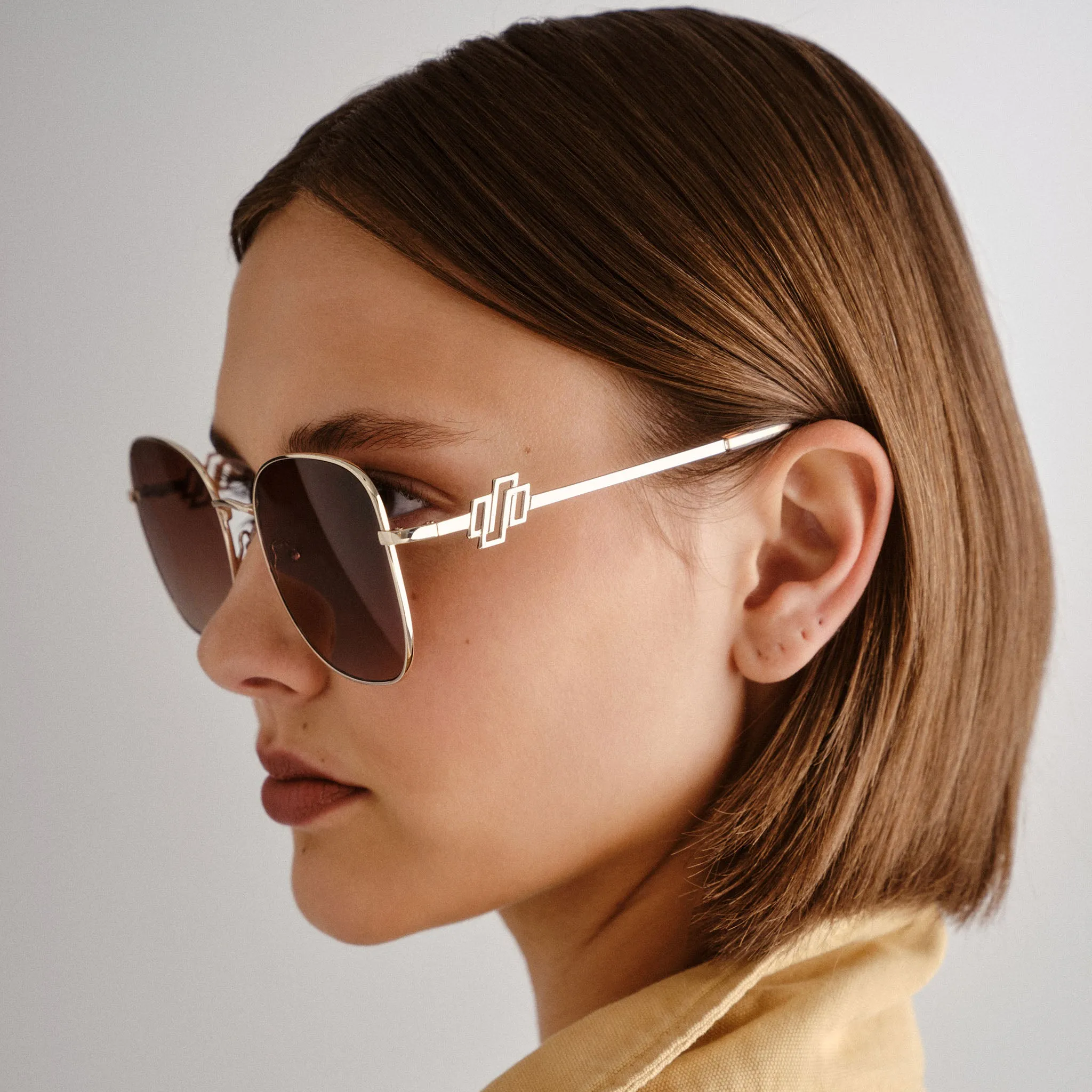 METAMORPHOSIS | BRIGHT GOLD BROWN GRAD