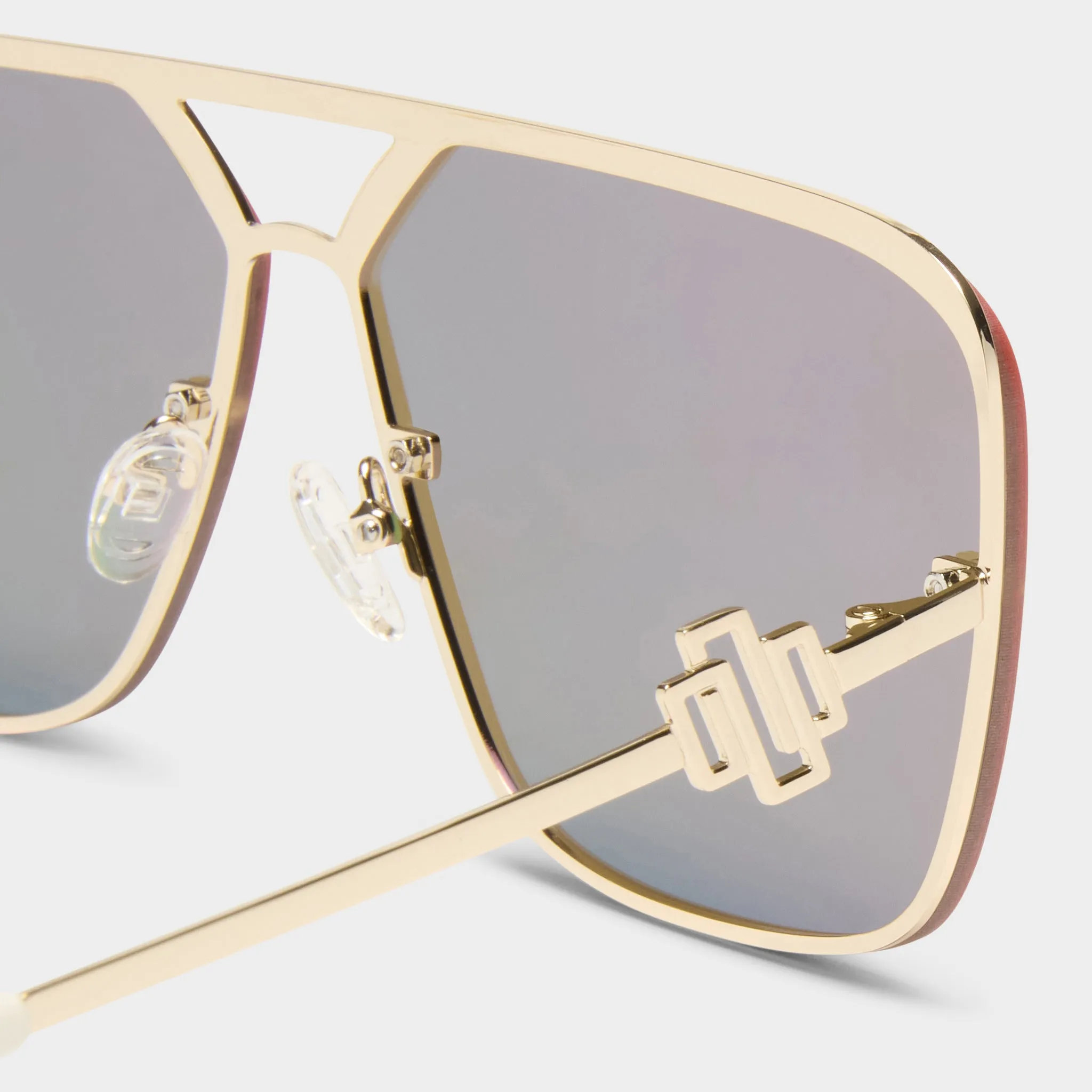 METAZOIC | GOLD
