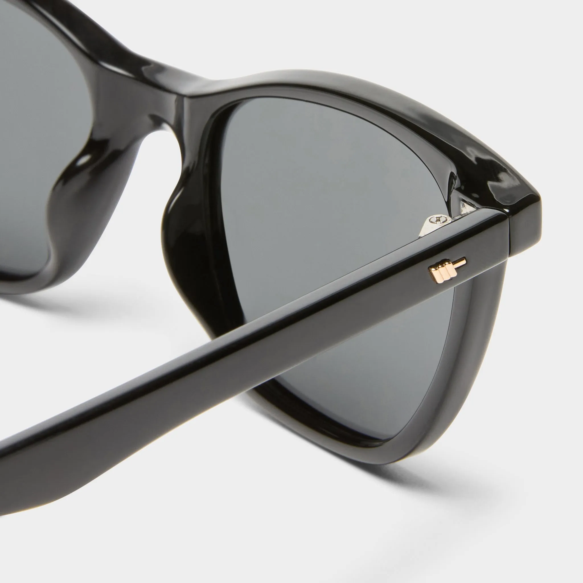 NONSENSICAL | BLACK POLARIZED