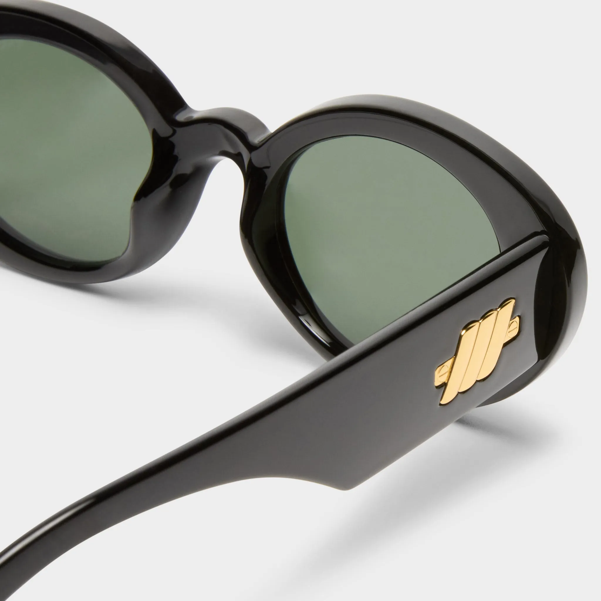 NOUVEAU VIE | BLACK
