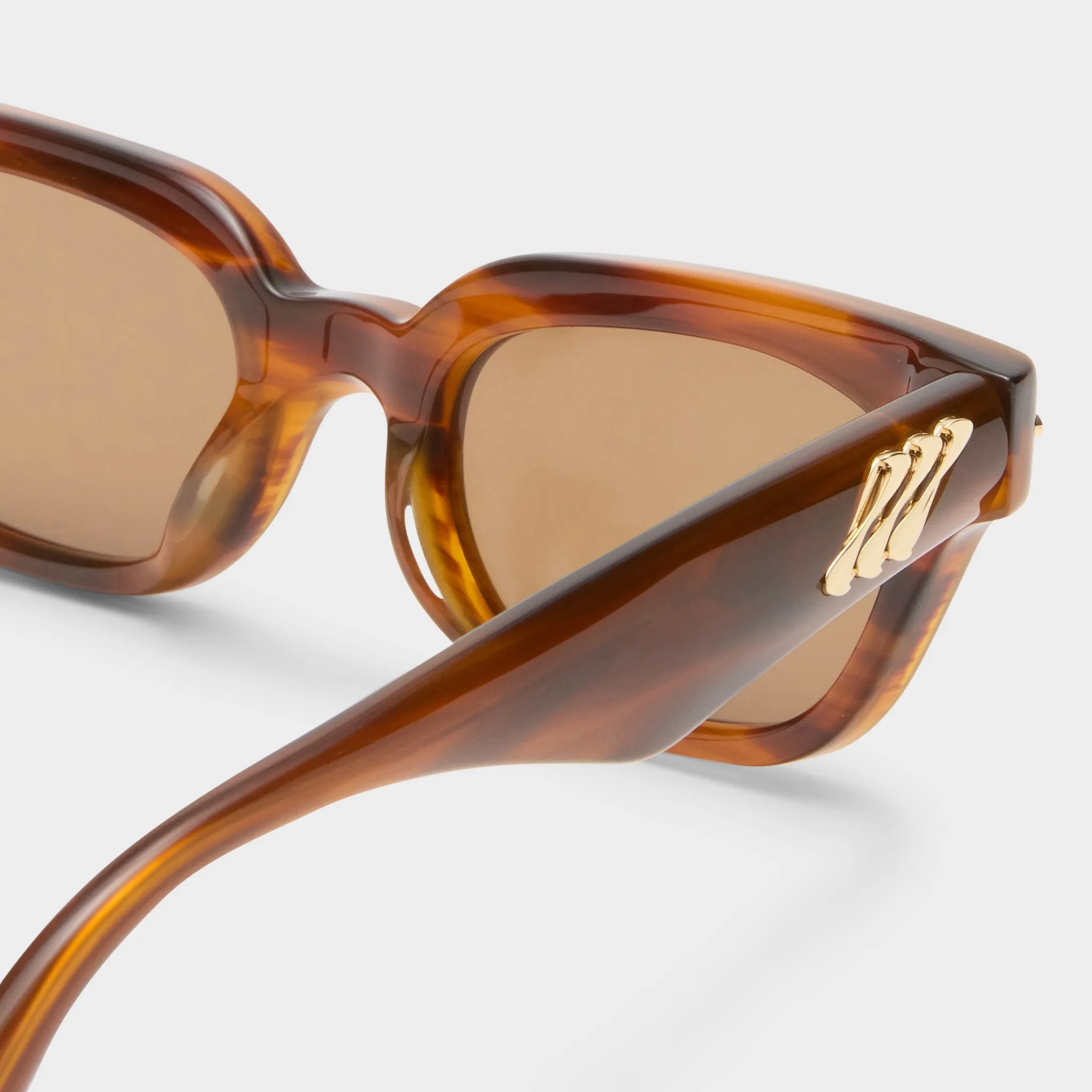 NUMERO TRES | TEAK