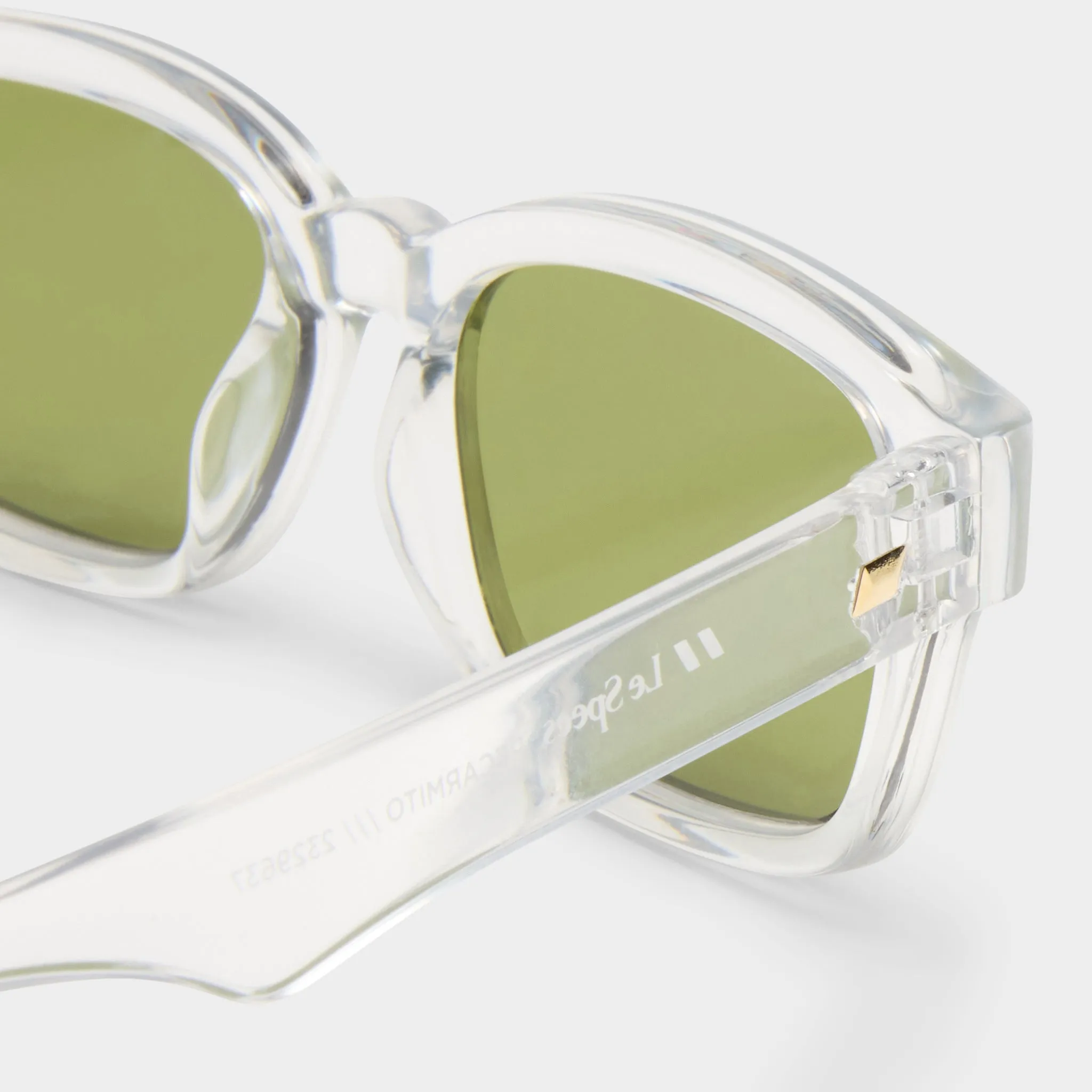 RECARMITO | CRYSTAL CLEAR