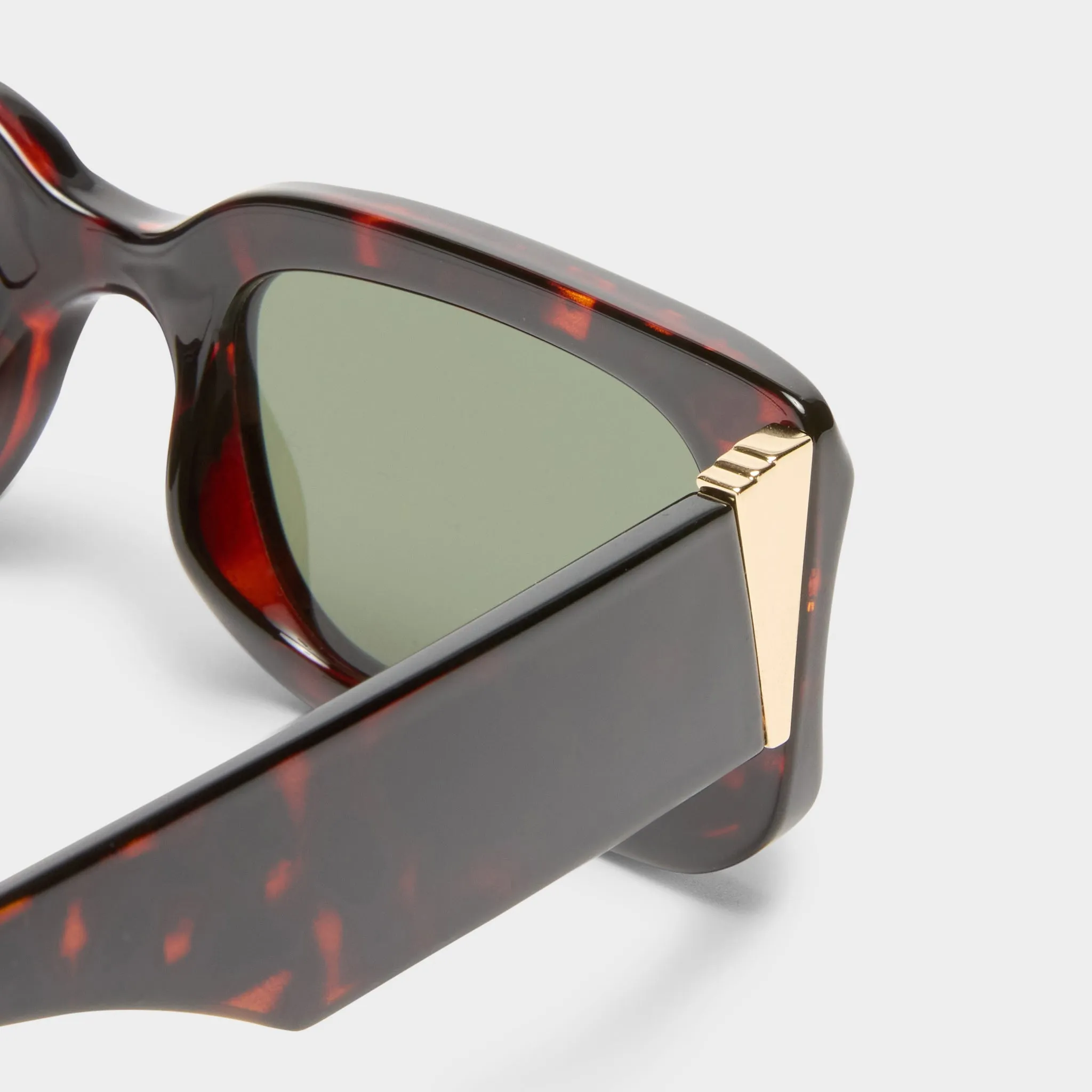 RIPPLED REBEL | TORT