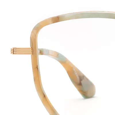 SKYLAR | 18K Titanium   Pearlescent