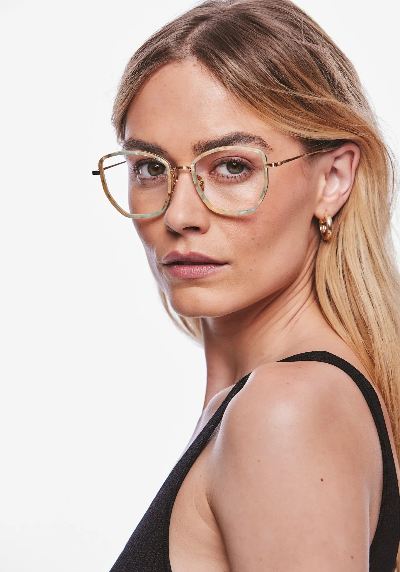 SKYLAR | 18K Titanium   Pearlescent