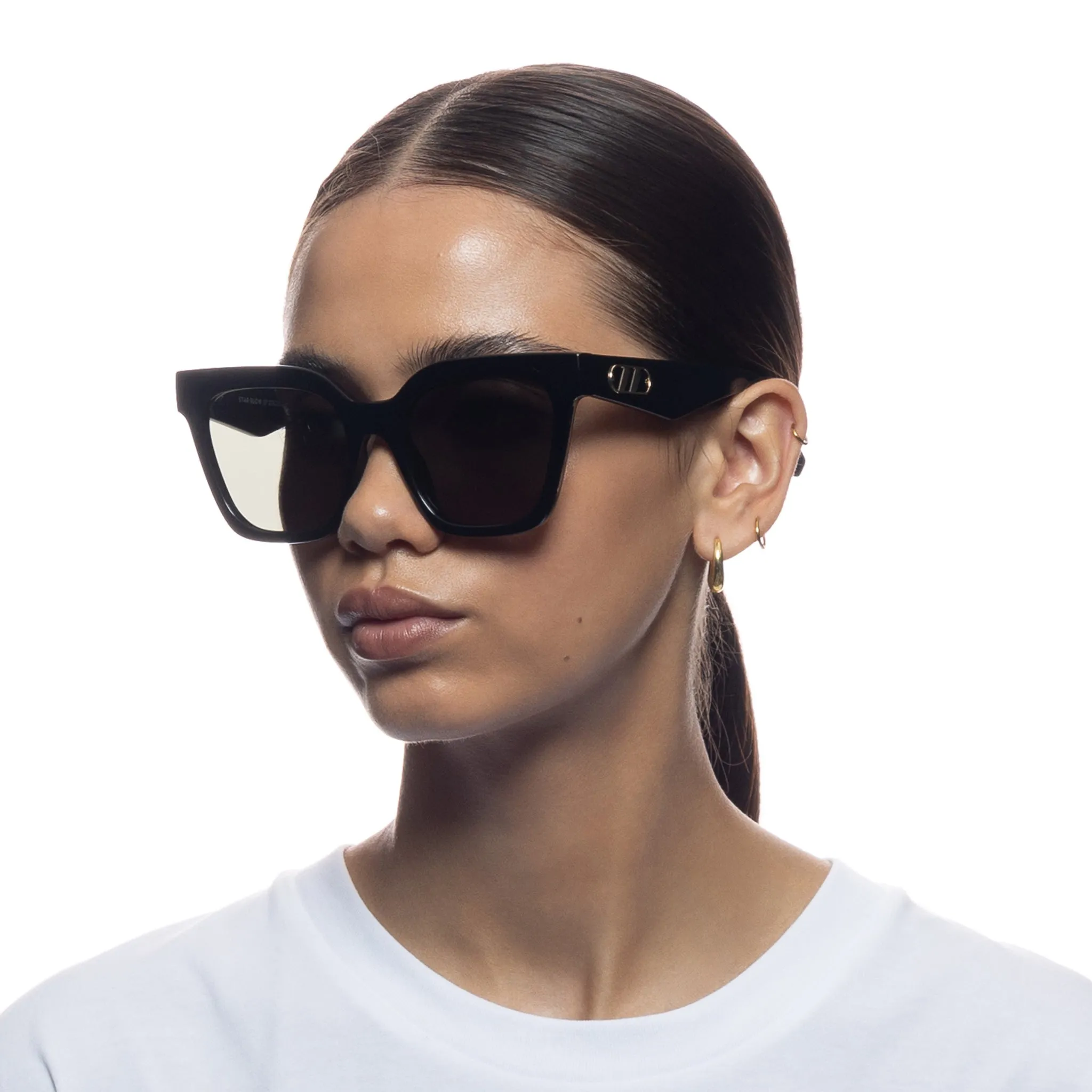 STAR GLOW | BLACK KHAKI MONO