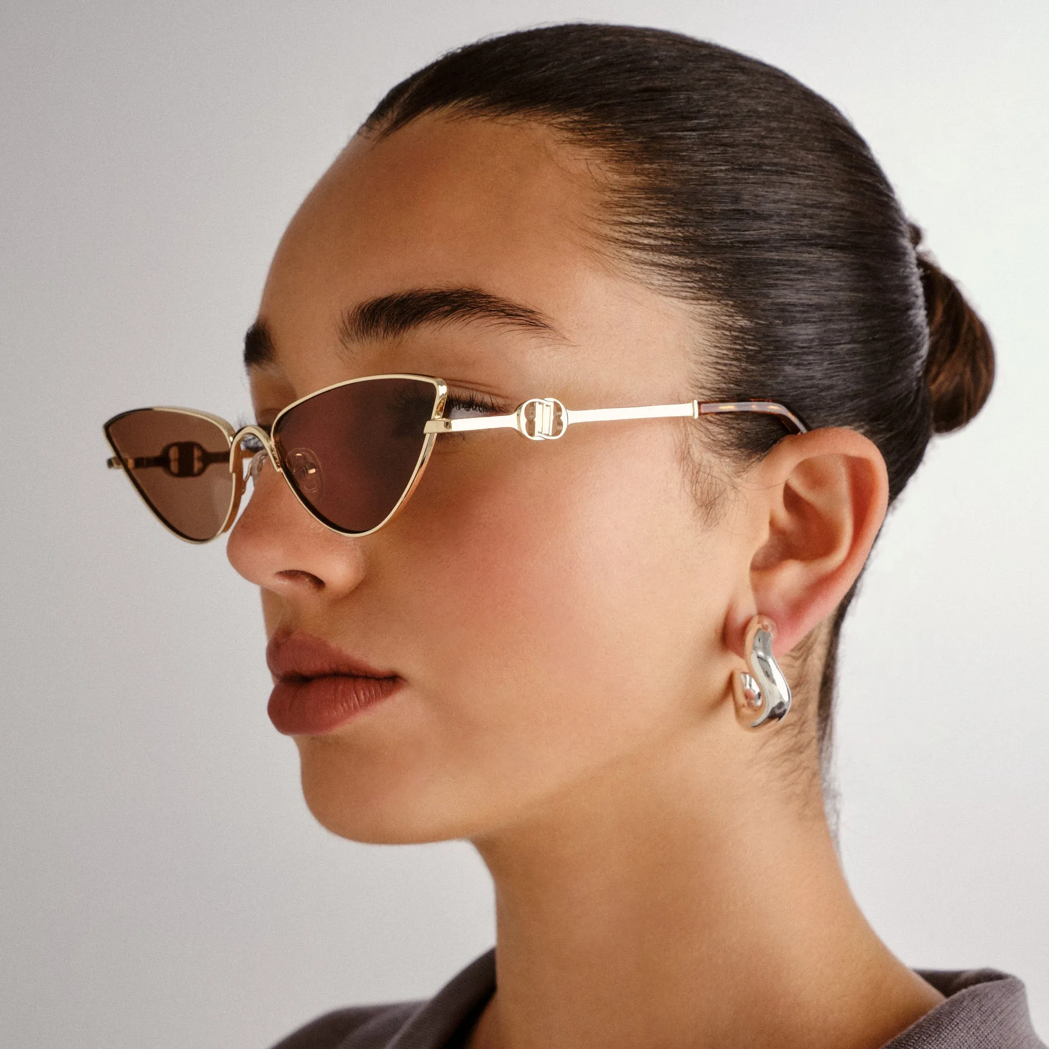 THE SOIREE | BRIGHT GOLD LIGHT BROWN TINT