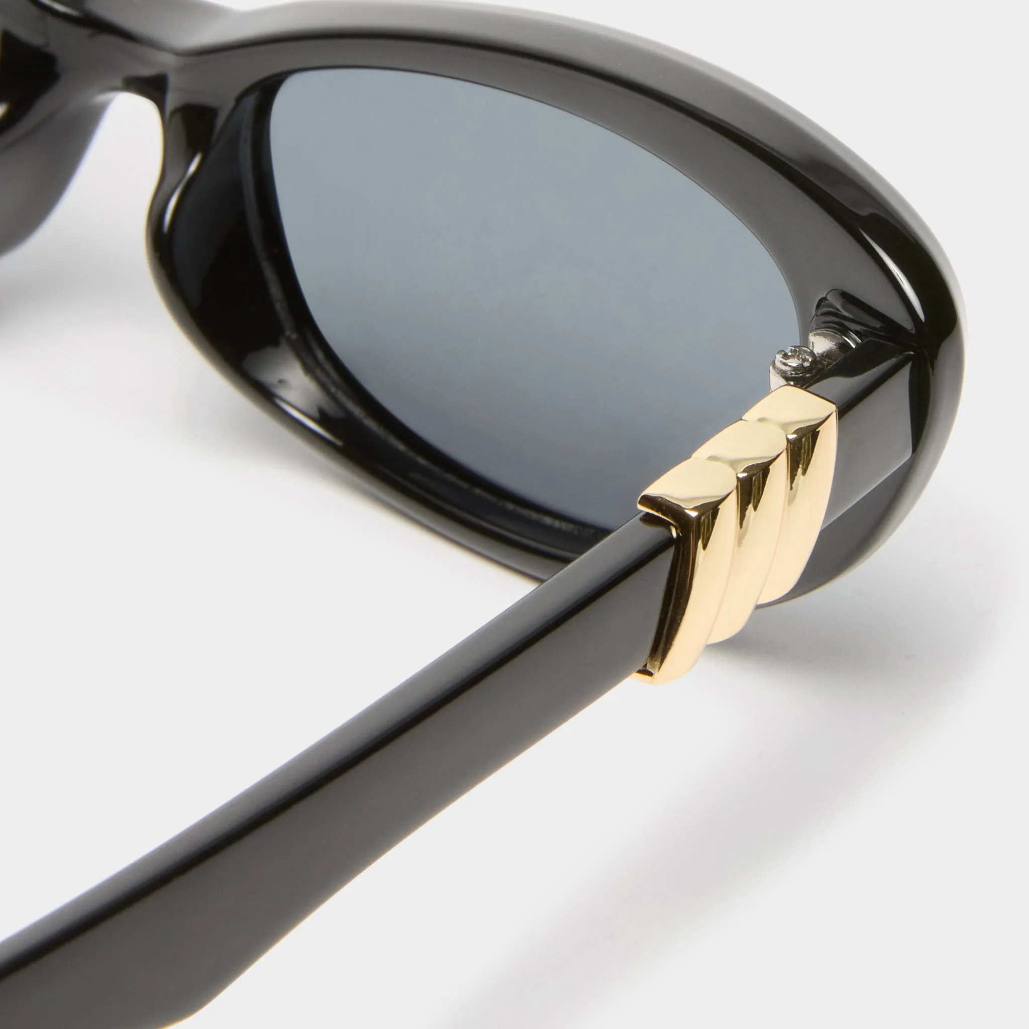 THE WHISPERER | BLACK POLARIZED