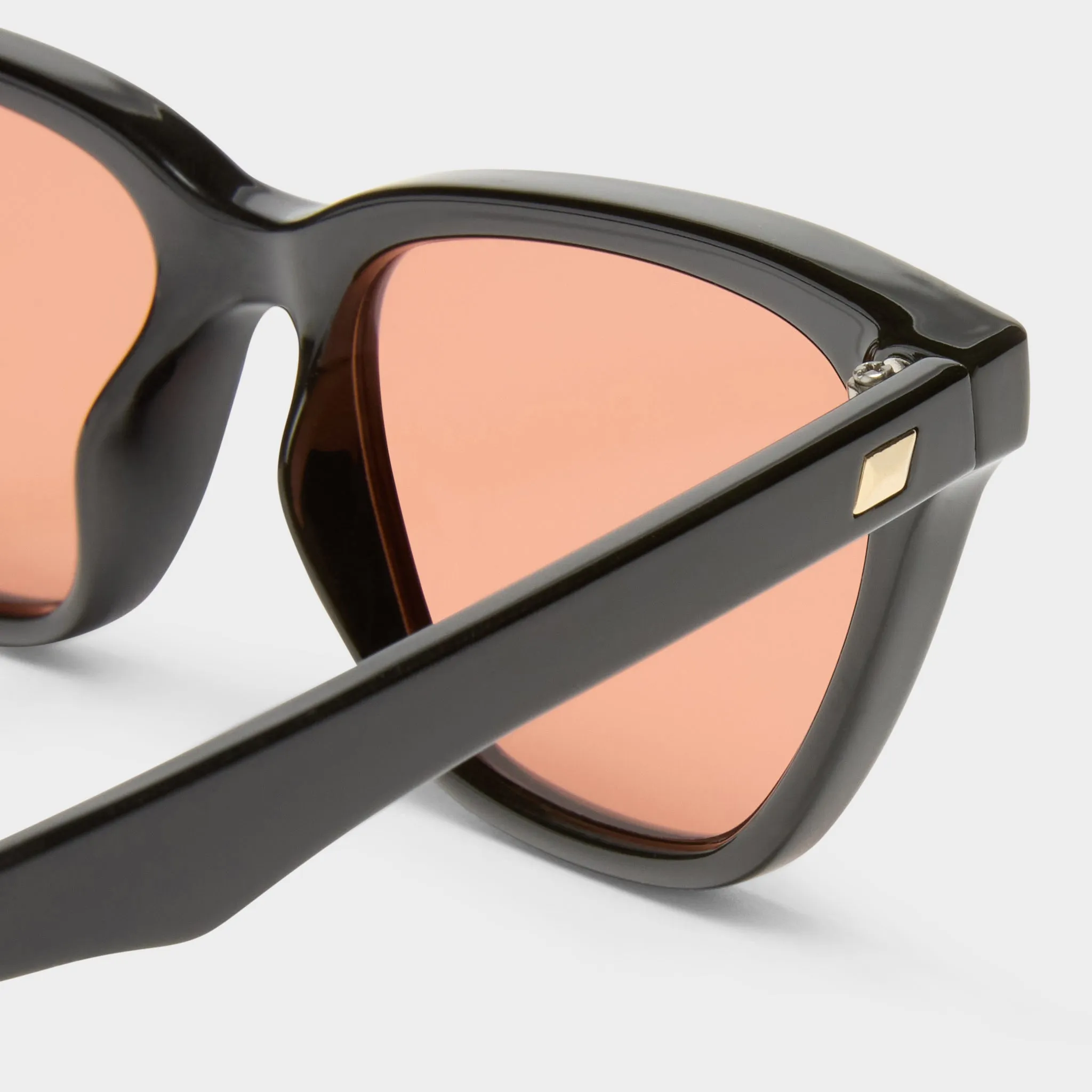 UNFAITHFUL | BLACK CINNAMON TINT