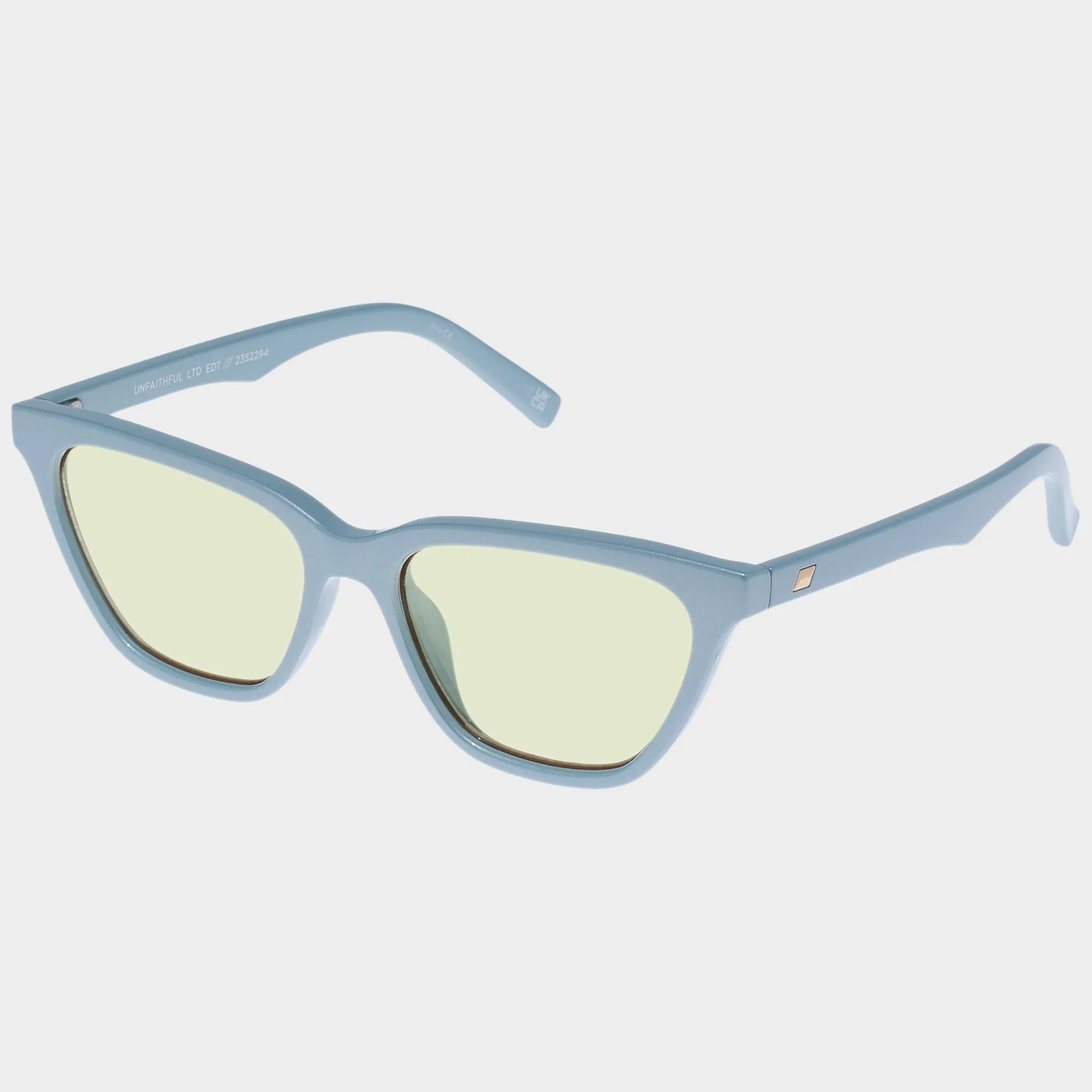 UNFAITHFUL | METALLIC POWDER BLUE