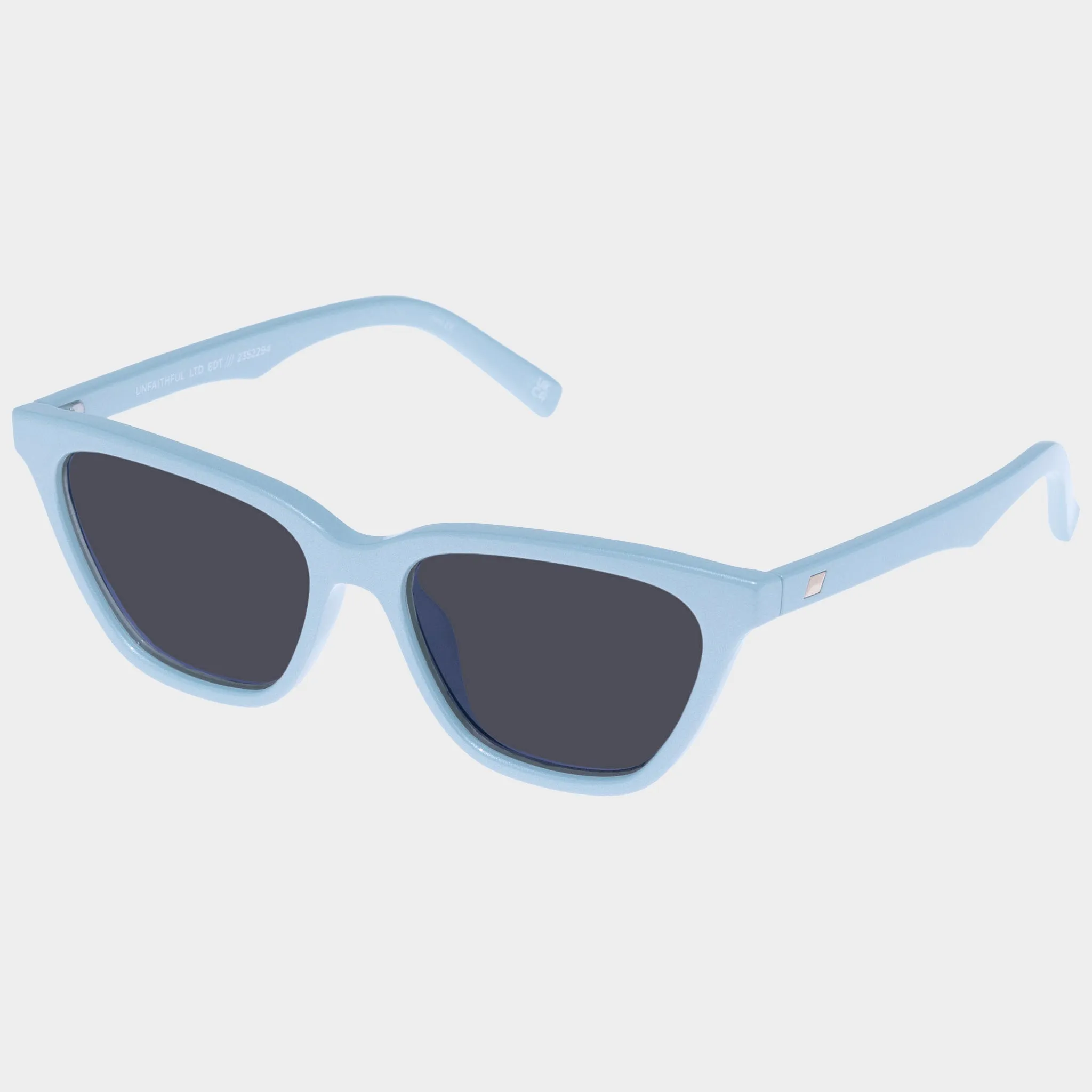 UNFAITHFUL | METALLIC POWDER BLUE