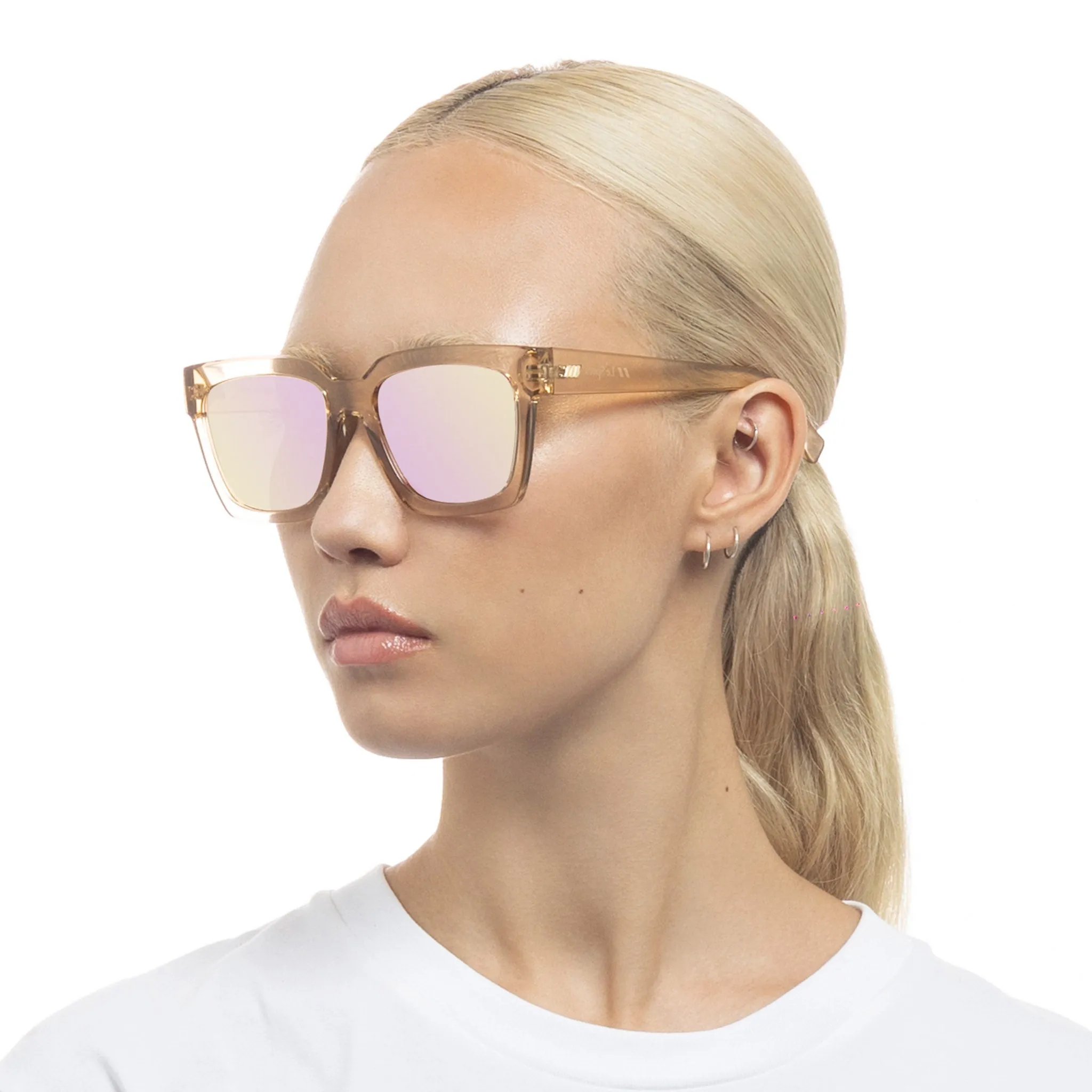 WEEKEND RIOT | SAND PEACH MIRROR